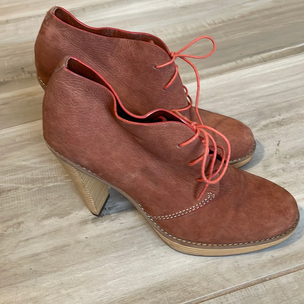 Cole Haan NikeAir Stephanie Oxfords Rust Suede Ankle Boots Chukka Heels